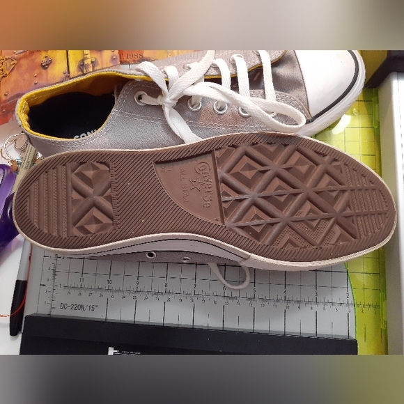 Chuck Taylor All Star Lift Platform Canvas - Like New - Picture 5 of 7